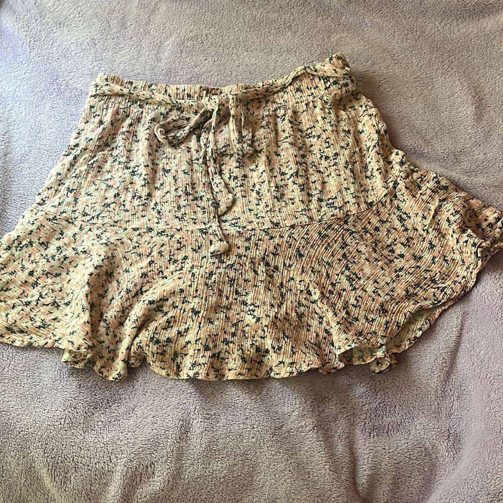 Pink floral skirt/skort